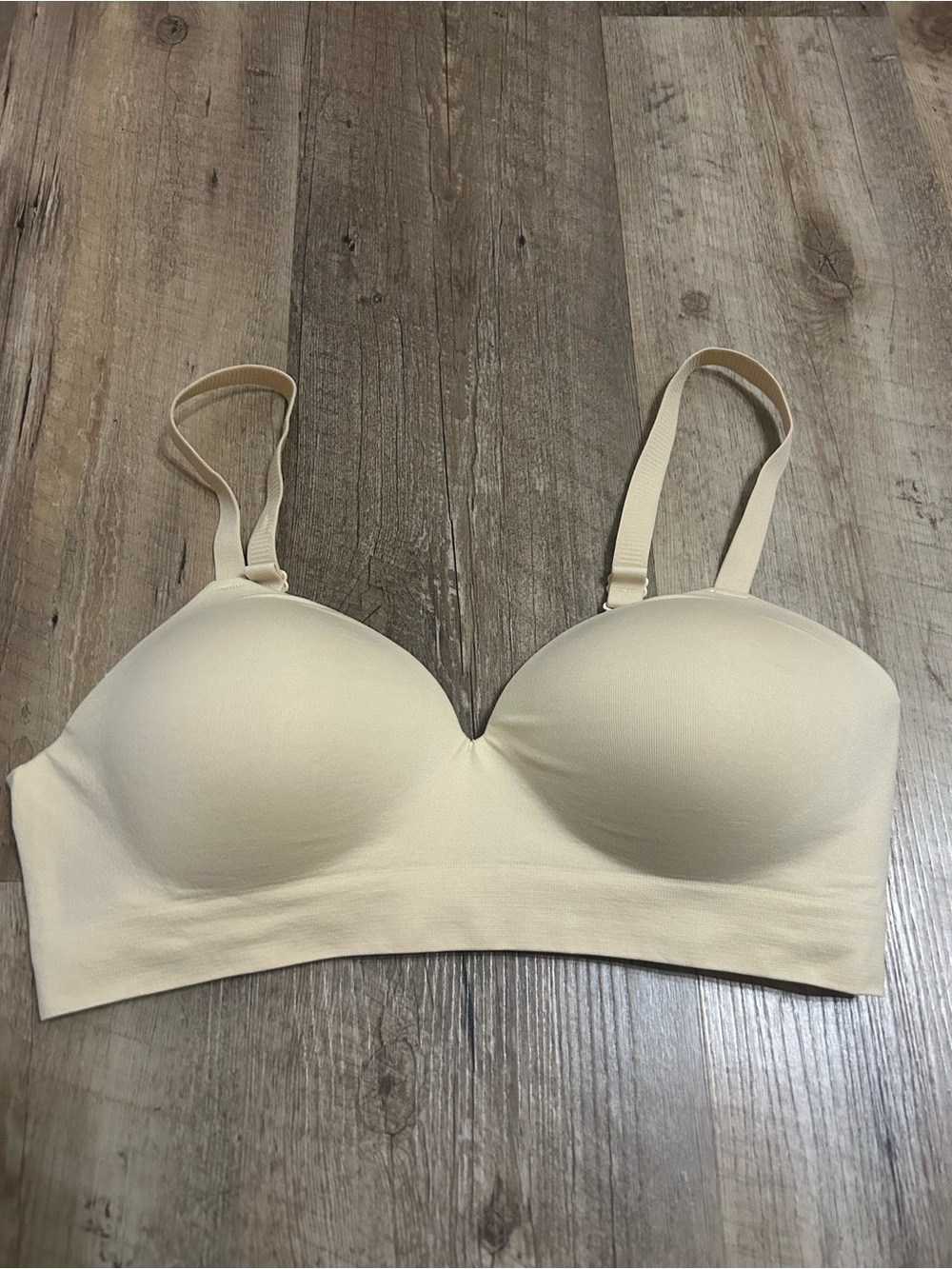 Shapermint Light Beige Seamless Molded T-Shirt Bra with Removable Straps